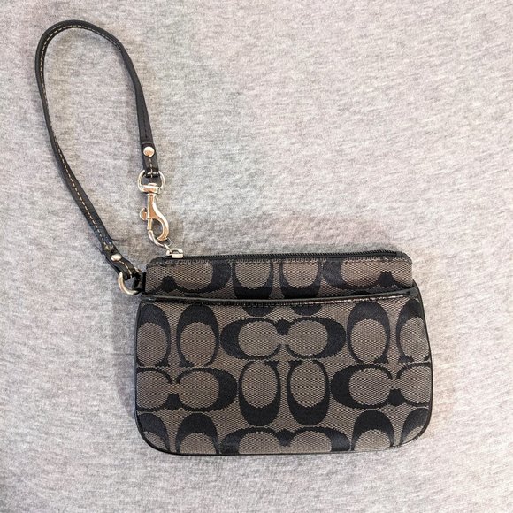Coach Logo Wristlet Bag - Picture 1 of 4